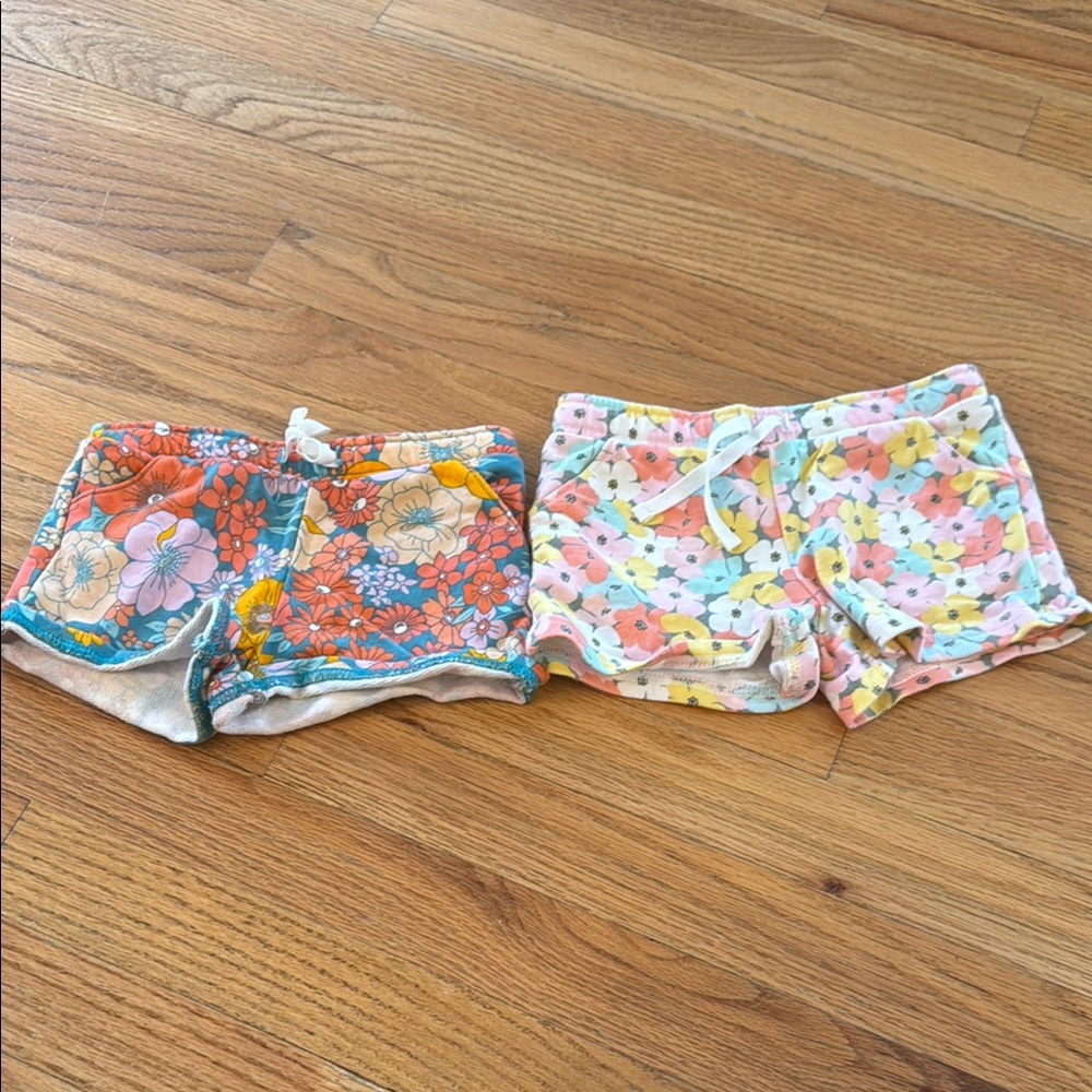 5/$25 Carters 3T Floral Print Shorts Set